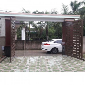 Cong 2 canh a Hoa Nghi Thiet