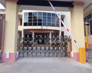 Cổng xếp tự động tại Vinh Nghệ An Hà Tĩnh