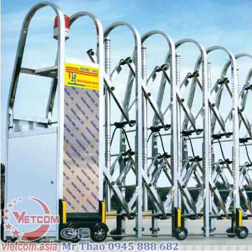 CỔNG XẾP INOX VICO02